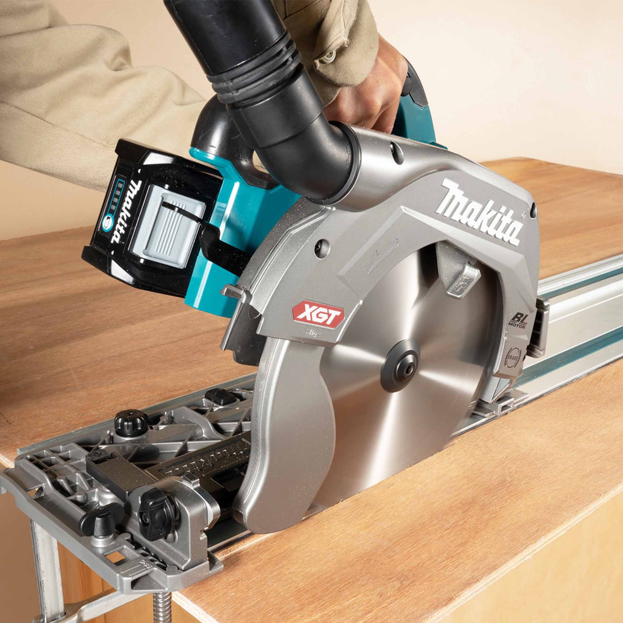 Sega circolare Makita HS009GT201 40V 5Ah